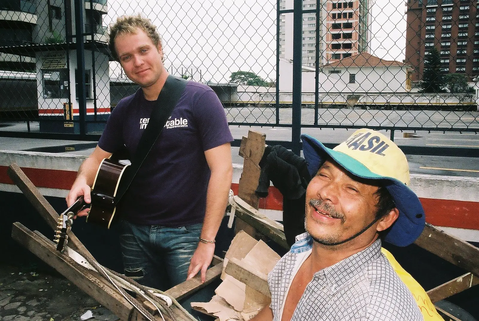 Roney Giah music archive — image 10